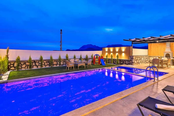 Villa Violet, Doğa Manzaralı, Özel Havuz & Lüks 2