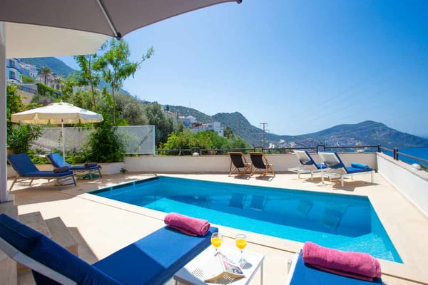 Villa Elanor, Merkezi Konumda, Deniz Manzaralı ve 3 Odalı 3