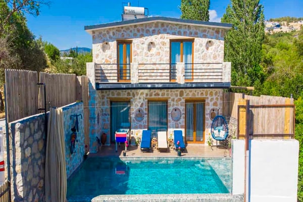 Villa Furina, Kalkan Bölgesinde, 4 Odalı, Çift Jakuzili, Muhafazakar Villa 1