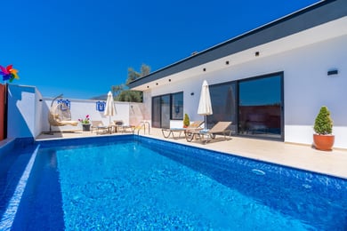 Villa Midas, Jakuzili, Jeneratörlü & 2 Odalı 1