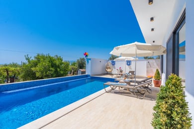 Villa Midas, Jakuzili, Jeneratörlü & 2 Odalı 2