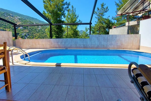 Villa Silvanus, 2 Odalı, Jakuzili ve Muhafazakar 3