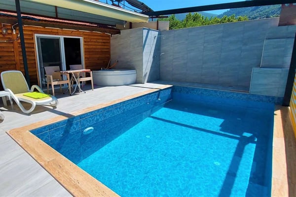 Villa Silvanus-2, Kalkan Bölgesinde, 2 Kişilik, Jakuzili, Muhafazakar Villa 1