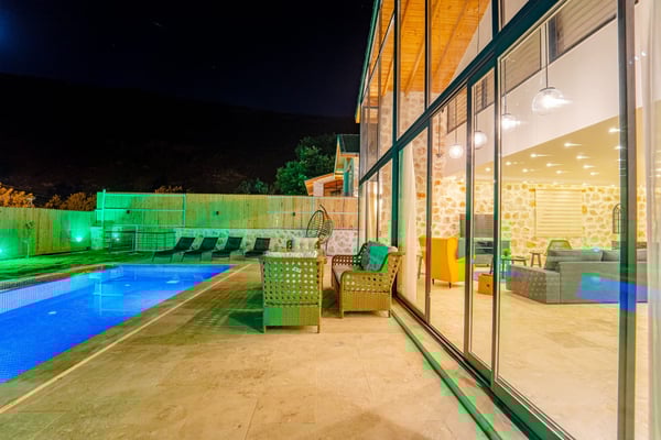 Villa Vergas-2, Kalkan Bölgesinde, 2 Odalı, Çift Jakuzili, Balayı Villası 3