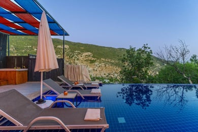 Villa Elanora, Kalkan Bölgesinde, 2 Odalı, Jakuzili, Muhafazakar Villa 1