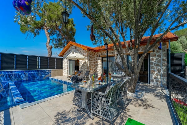 Villa Sally, Jakuzi, Hamamlı ve Balayına Uygun 1