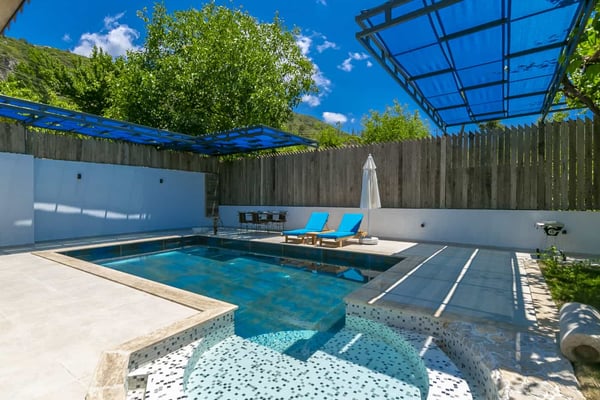 Villa Poine-1, Kalkan Bölgesinde, 1 Odalı, Jakuzili, Balayı Villası 3