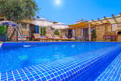 Villa Lilith-2, Kalkan Bölgesinde, 2 Odalı, Jakuzili, Taş Mimari, Balayı Villası 2