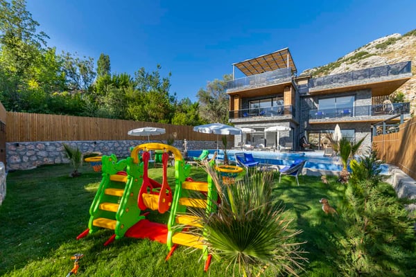 Villa Doris, Kalkan Bölgesinde, 4 Odalı, Çift Jakuzi ve Hamamlı, Spor Odalı, Muhafazakar Villa 2