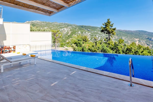 Villa Amor-1, Deniz Manzaralı, Çocuk Havuzlu, Jakuzili Villa 2