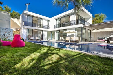 Villa Amor-2, Korunaklı Havuzlu, Deniz Manzaralı, Doğa İçinde 1