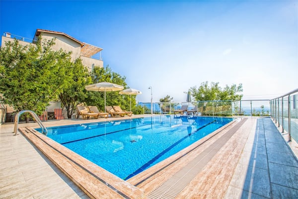 Villa Amora, Korunaklı Havuzlu, Doğa İçerisinde Jakuzili Villa 1