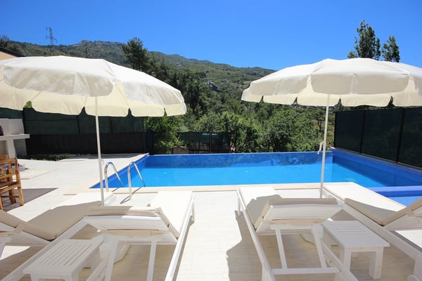 Villa Güvercin, Kalkan Bölgesinde, İki Odalı, Korunaklı Yüzme Havuzlu, Jakuzili Villa 3