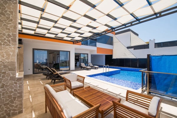Villa Flora-1, Deniz Manzaralı, İki Ayrı Havuzlu Lüks Villa 3