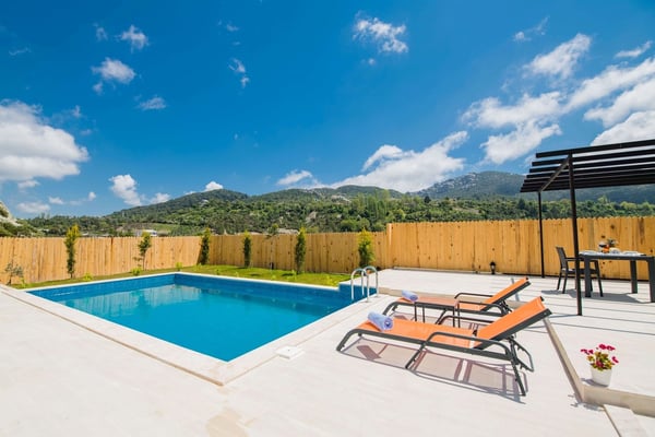 Villa Helen-2, Kalkan`da, Jakuzili, Balayı Villası 2