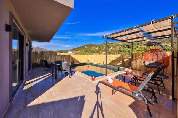 Villa Helen-3, Kalkan'da, Jakuzili Lüks Villa 2