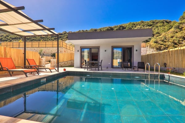 Villa Helen-3, Kalkan'da, Jakuzili Lüks Villa 3