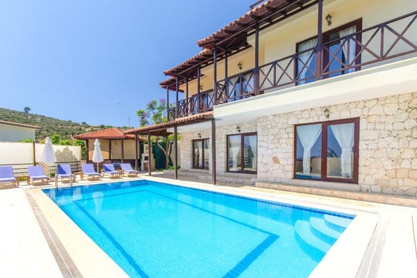 Villa Loras, Jakuzili, Deniz Manzaralı, Merkezi Konumda Villa 3