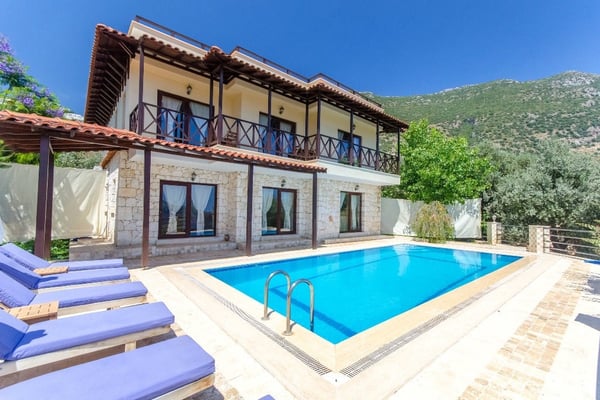 Villa Loras, Jakuzili, Deniz Manzaralı, Merkezi Konumda Villa 2