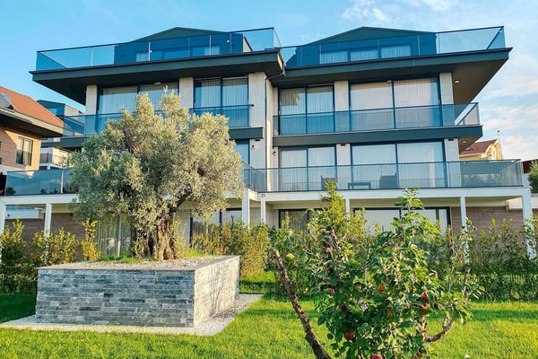 Villa Medusa-5, Deniz Manzaralı, Havaalanına Yakın, Jakuzili Villa 1