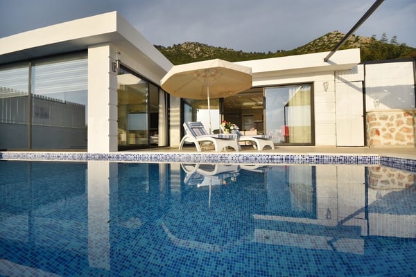 Villa Samara-1, Jakuzili, Kapalı Isıtmalı Havuzlu ve 1 Odalı 1