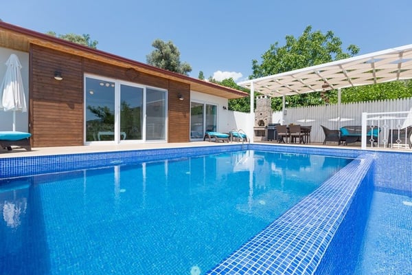 Villa Meşe, Deniz Manzaralı, Doğa İçerisinde, Jakuzili Villa 2