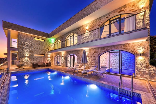 Villa Nihan-10, Muhafazakar Havuzlu, Doğa İçerisinde, Jakuzili Villa 1