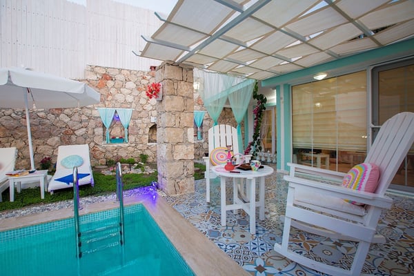 Villa Polo, Isıtmalı ve Korunaklı Havuzlu, Jakuzili Lüks Villa 3