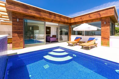 Villa Porto-1, Doğa İçerisinde, Deniz Manzaralı Muhafazakar Villa 1