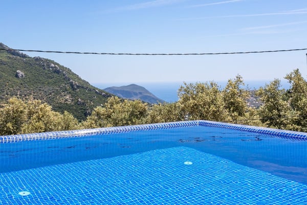 Villa Porto-1, Doğa İçerisinde, Deniz Manzaralı Muhafazakar Villa 3