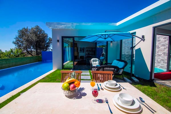 Villa Safran-1, Deniz Manzaralı, Korunaklı Havuzlu Lüks Villa 2