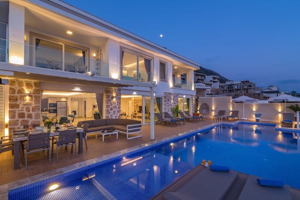 Villa Simla-2, Jakuzili, Merkezi Konumda, Şömineli Lüks Villa 1