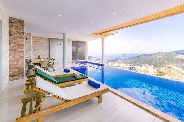 Villa Nim, Muhteşem Manzaralı, Denize Yakın Konumda Villa 2