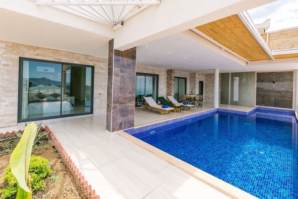 Villa Nim, Muhteşem Manzaralı, Denize Yakın Konumda Villa 3