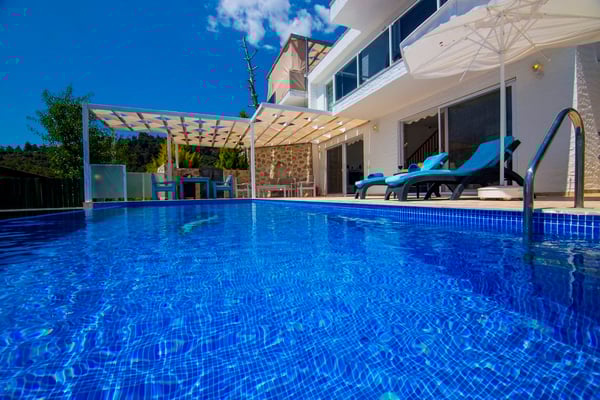 Villa Targaryen, Korunaklı Yüzme Havuzlu, Doğa İçerisinde Villa 1