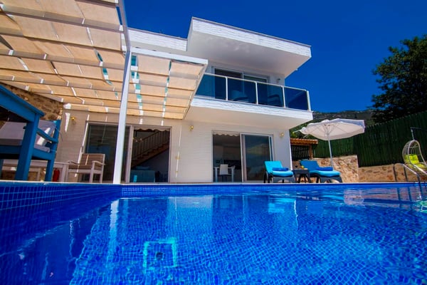Villa Targaryen, Korunaklı Yüzme Havuzlu, Doğa İçerisinde Villa 2