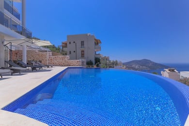 Villa Yakamoz, Kalkan Bölgesinde, Deniz Manzaralı ve 7 Odalı 3