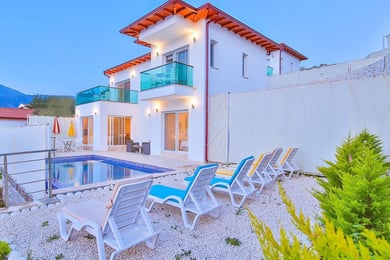 Villa Nihavend-3, Deniz Manzaralı, Korunaklı Havuzlu, Jakuzili 1