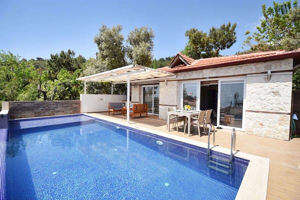 Villa Zambak-2, Muhafazakar Havuzlu, Manzaralı Villa 2