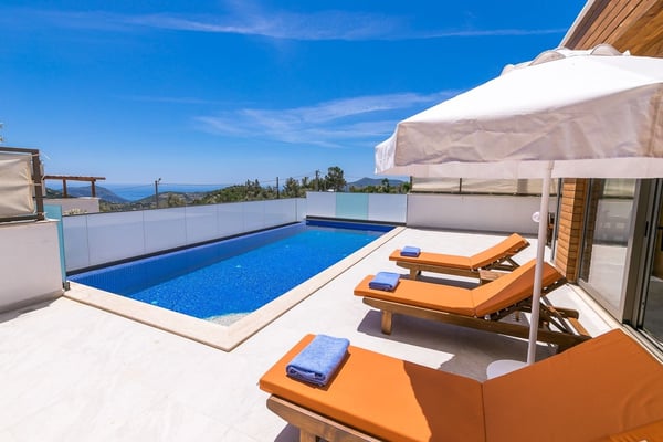 Villa Porto-2, Jakuzili, Deniz Manzaralı, Muhafazakar Villa 2