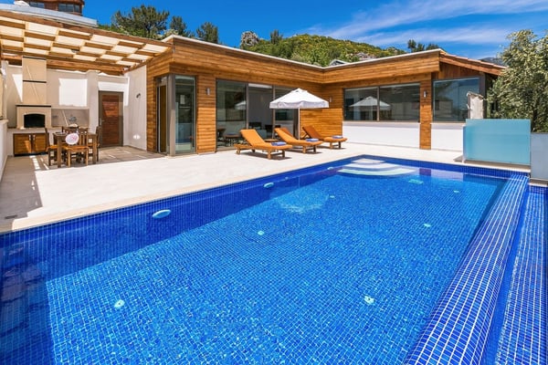 Villa Porto-2, Jakuzili, Deniz Manzaralı, Muhafazakar Villa 3