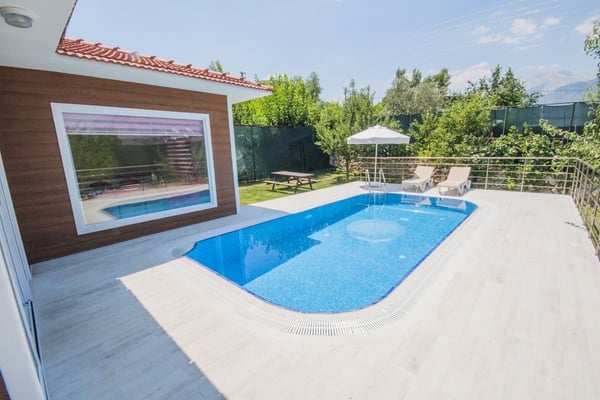 Villa Şiar-1, Havalaanına ve Restorana Yakın, Süit Odalı Villa 2
