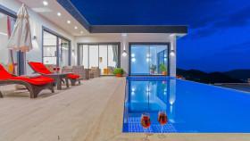 Villa Barni, Deniz Manzaralı, Jakuzili Muhafazakar Villa 2